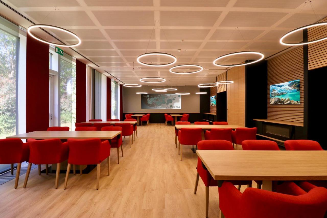 Webers - Das Hotel Im Ruhrturm Essen Eksteriør billede