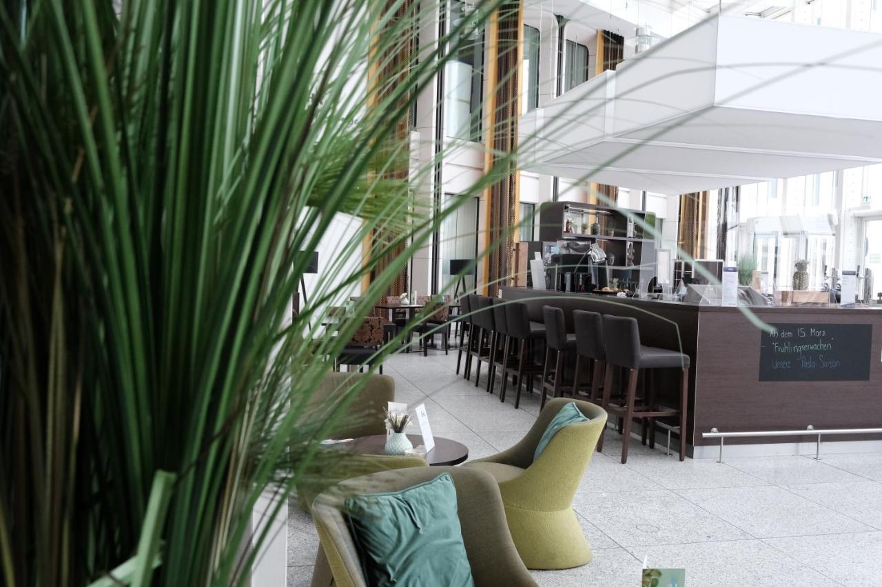 Webers - Das Hotel Im Ruhrturm Essen Eksteriør billede